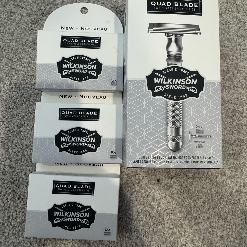 Silver Double-Edge Safety Razor for Classic Shaving
